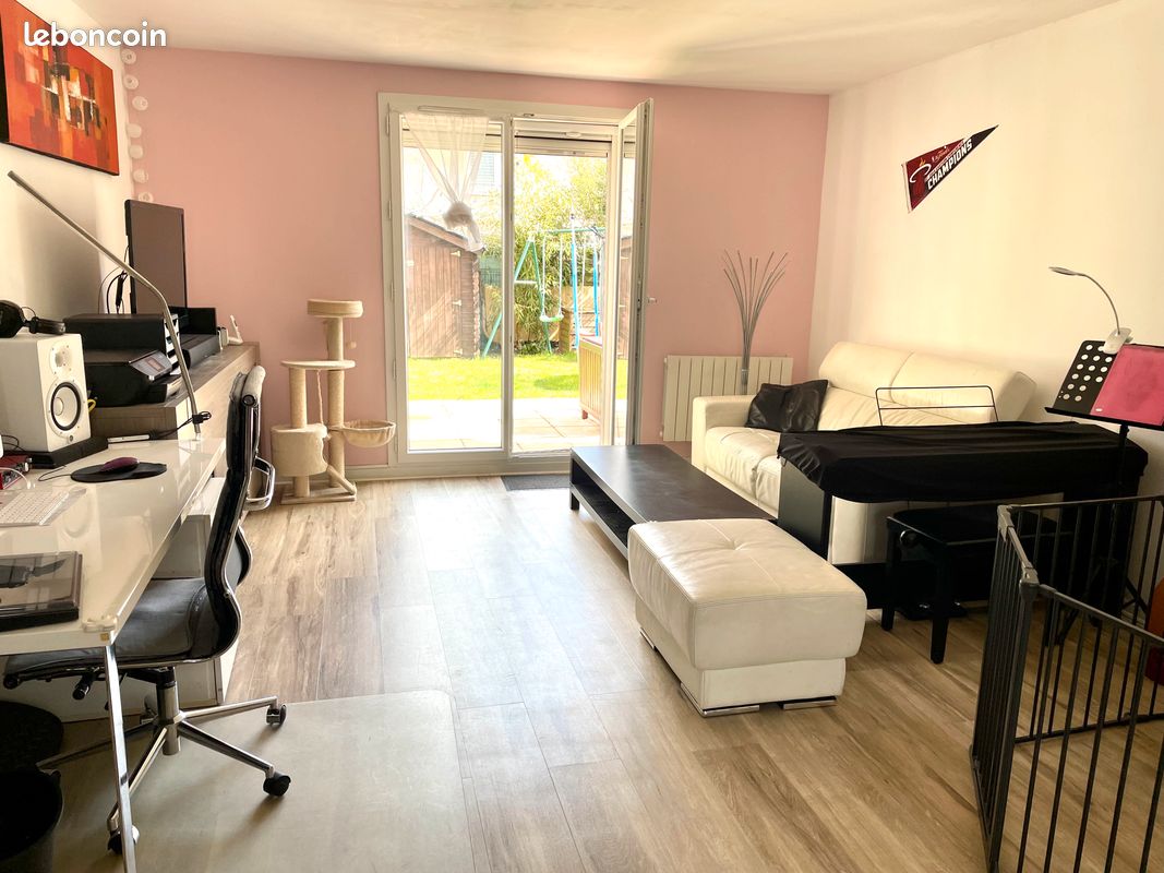 Maison 5 pièces 115 m² · à Élancourt · 115 m² · 335 000 €