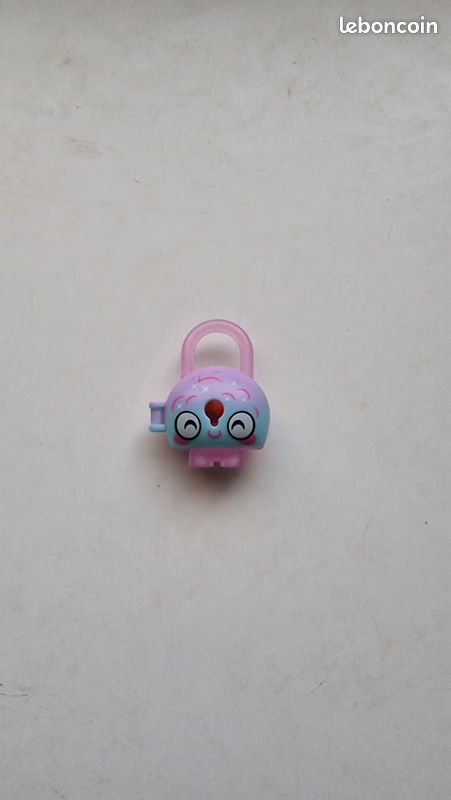 Jeu jouet figurine Lock Stars - petit cadenas - glace bleue et rose (image 1)