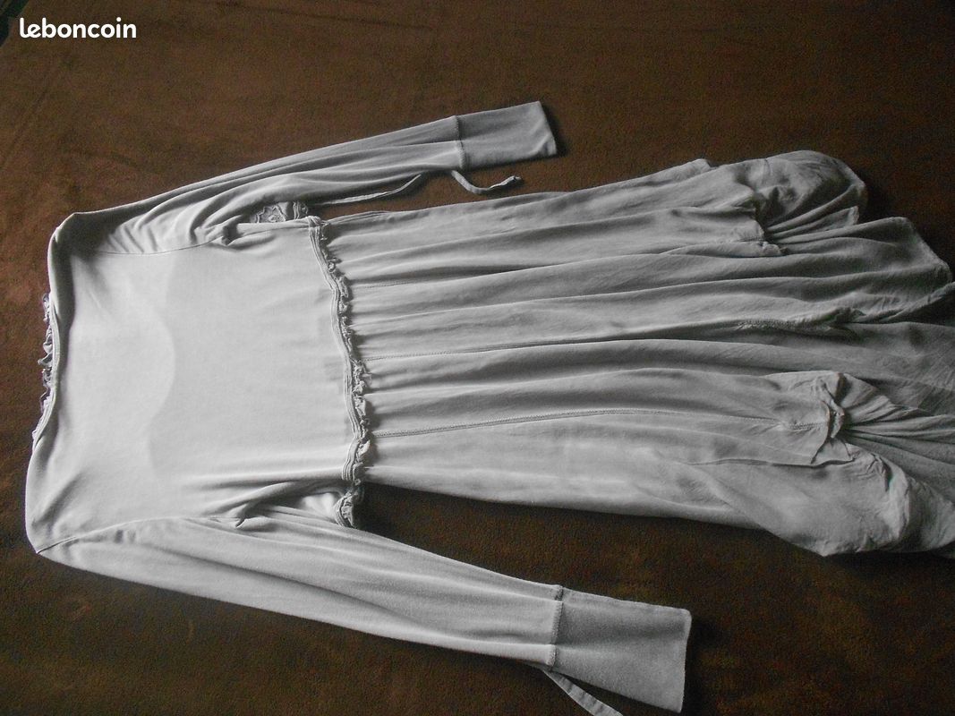 Robe grise (image 2)