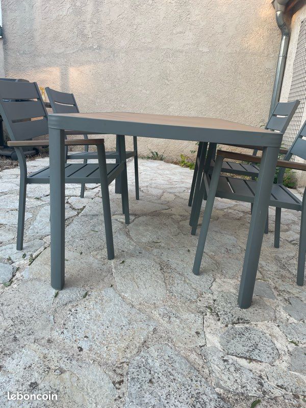 Table jardin + 4 chaises (image 5)