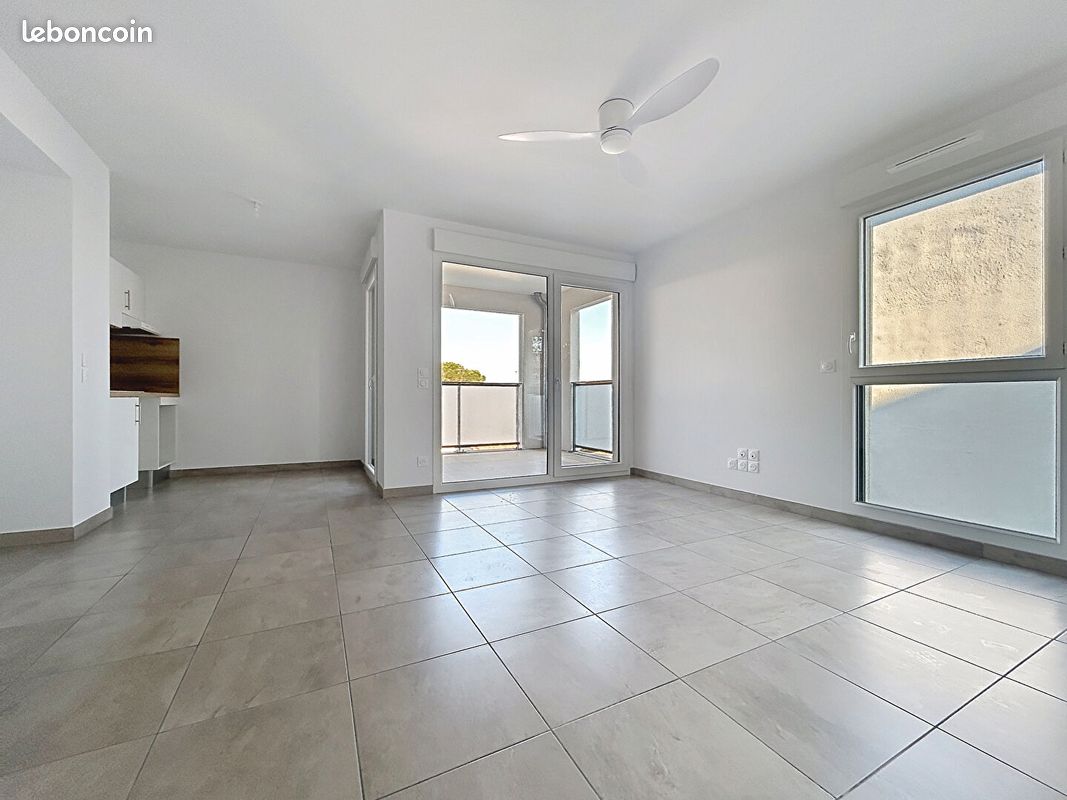 Appartement 2 pièces 44 m² · à Décines-Charpieu · 44 m² · 725 €/mois