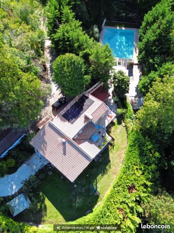 Maison 6 pièces 221 m² · à Soyons · 221 m² · 529 000 €