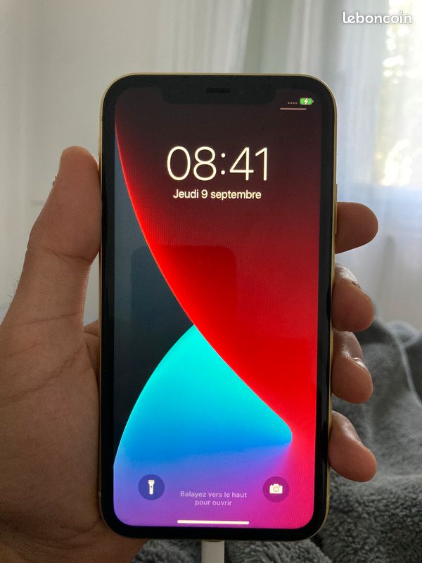 Iphone 11 128go (image 2)