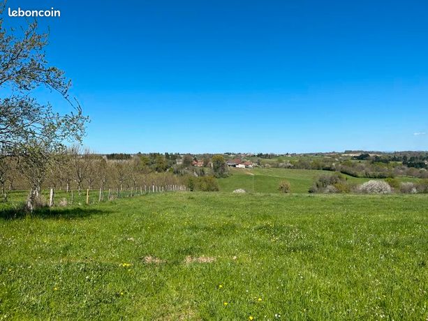Terrain 4 500 m² Conceze