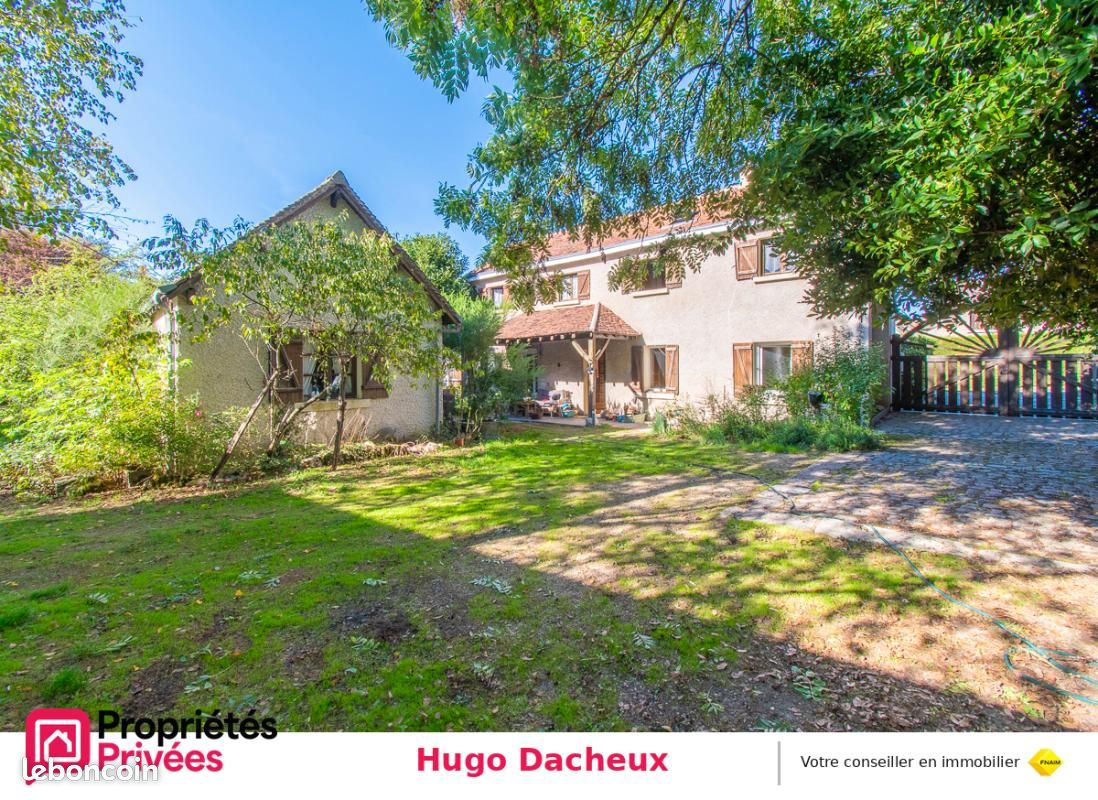 Maison 7 pièces 237 m² · à Vierzon · 237 m² · 140 400 €