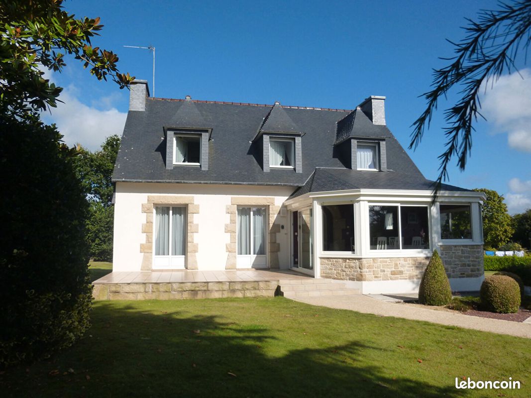 Maison 7 pièces 156 m² · à Rospez · 156 m² · 320 250 €