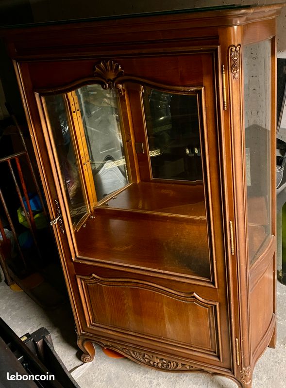 Vitrine (image 1)