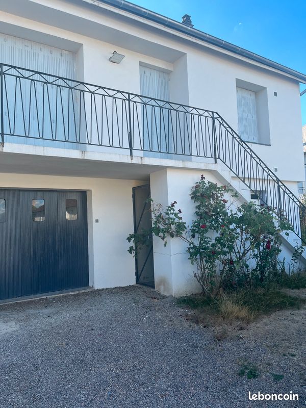 Maison 4 pièces 80 m² · à Moulins-Engilbert · 80 m² · 650 €