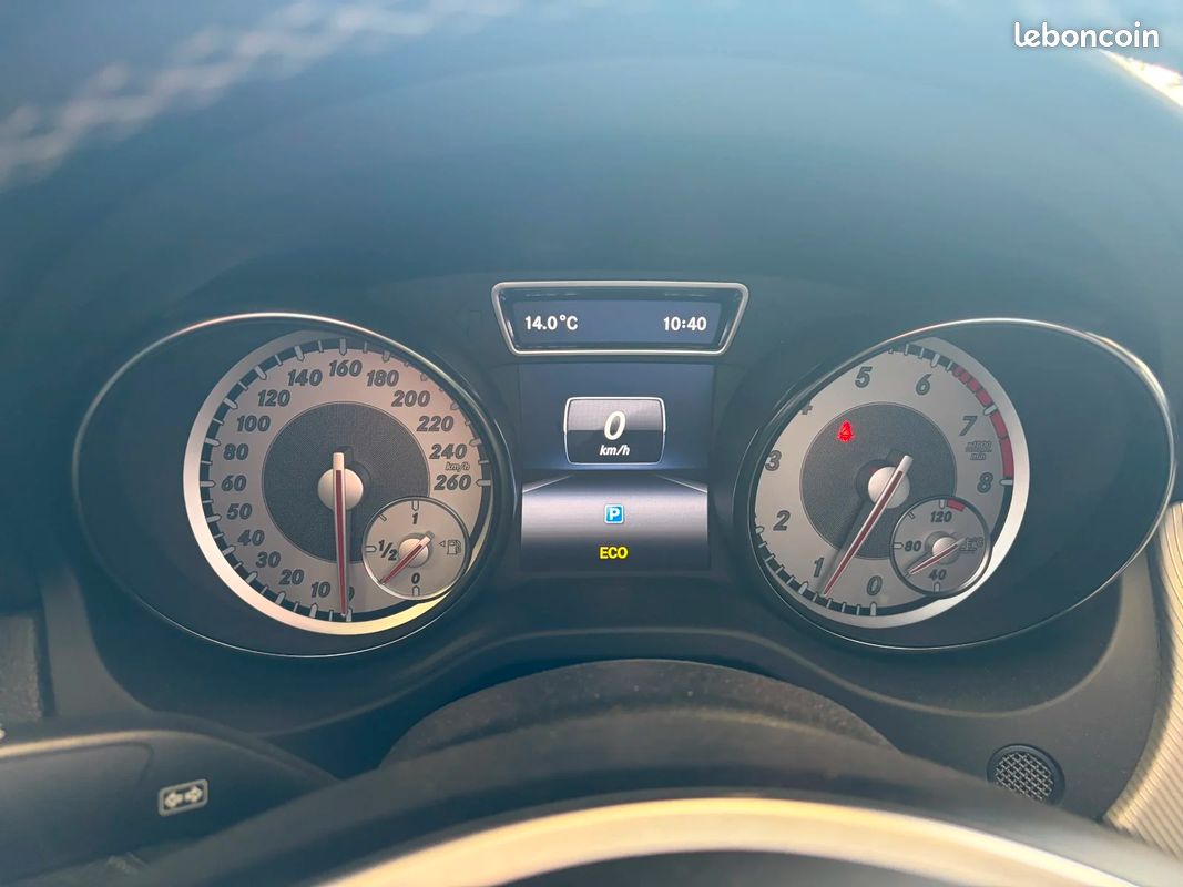 MERCEDES CLASSE CLA Essence 180 122ch Sensation / Entretien complet Mercedes / Véhicule propre (image 18)