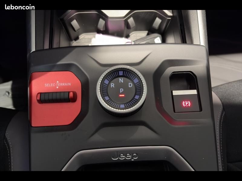 Jeep Compass 1.2 Turbo T3 145ch e-Hybrid First Edition BVR6 (image 17)