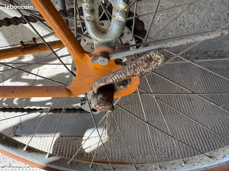 Vélo de course Peugeot des années 1970 (image 8)
