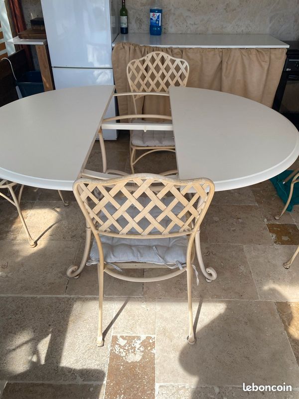 Table ronde plus cinq chaises, fer forgé (image 2)