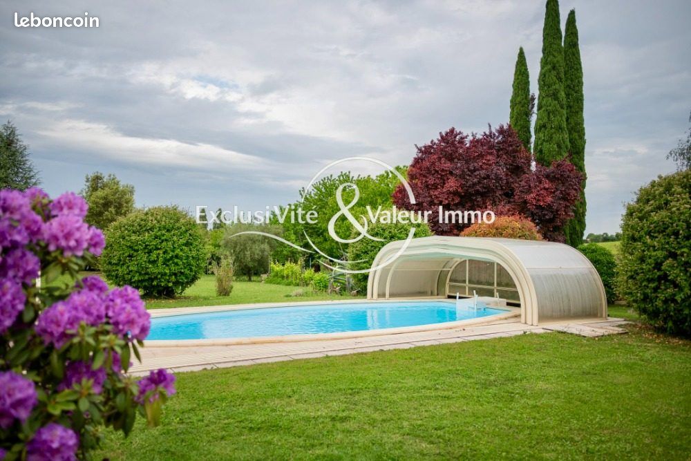 Maison 5 pièces 188 m² · à Arthenac · 188 m² · 299 000 €