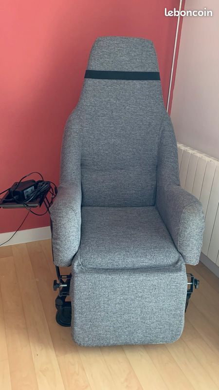 Fauteuil coquille électrique de Mai 2023 (image 2)