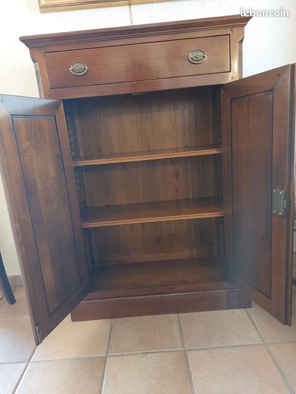 Buffet 2 Portes, Merisier Massif - Buffet BUT