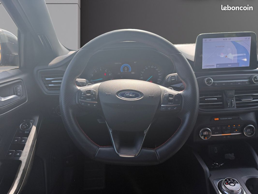 FORD FOCUS 1.5 EcoBoost 150 SS BVA8 ST Line - GPS - Caméra - Détecteur angles mort - Carplay - Suivi à jour (image 13)