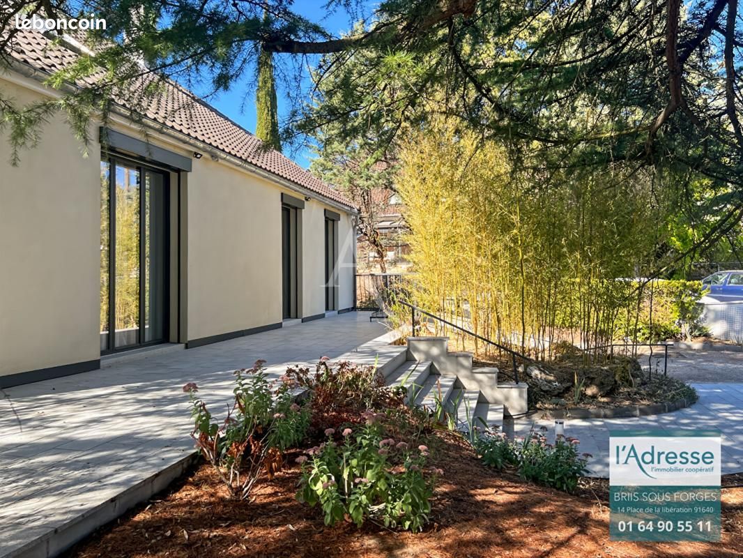 Maison 6 pièces 142 m² · à Fontenay-lès-Briis · 142 m² · 439 000 €