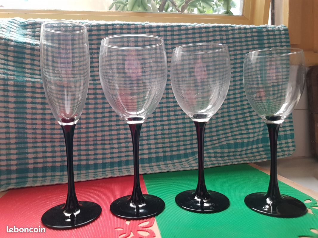 Verres à pied (service) (image 2)