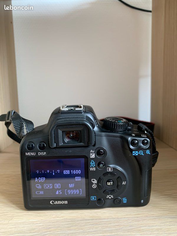 Appareil Photo Canon EOS 1000D Avec Objectif 18-55mm - Occasion, Fonctionne Parfaitement