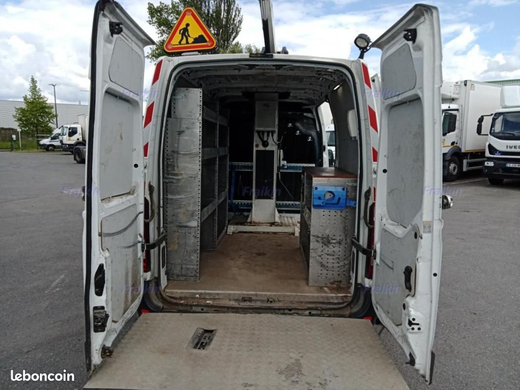 Renault Master 3 PHASE 2 2.3 BLUE DCI - 16V TURBO (image 11)