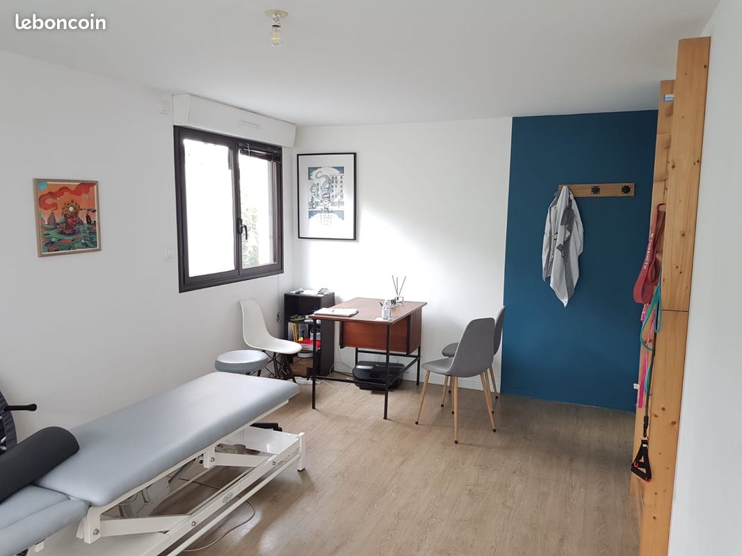Appartement 3 pièces 100 m² · à Rezé · 100 m² · 200 000 €