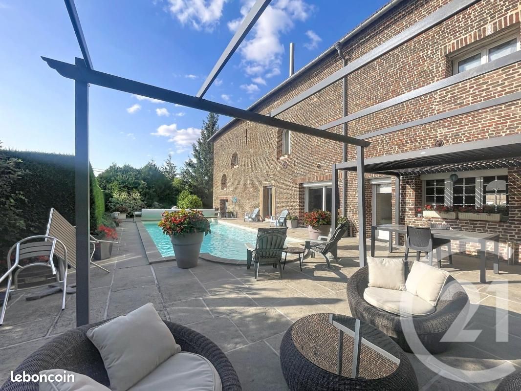 Maison 5 pièces 658 m² · à Ligny-en-Cambrésis · 658 m² · 649 000 €