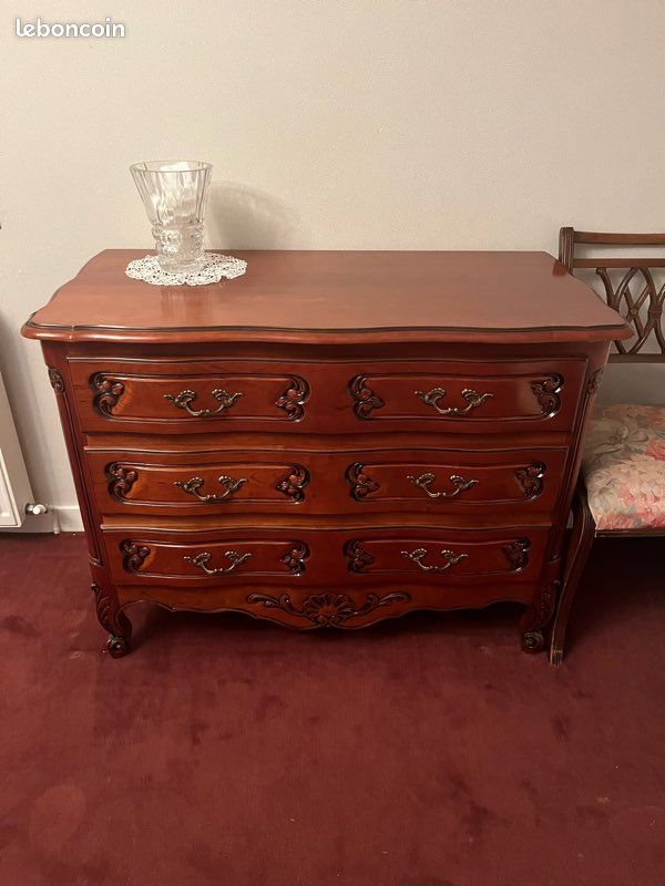 Commode en merisier (image 1)