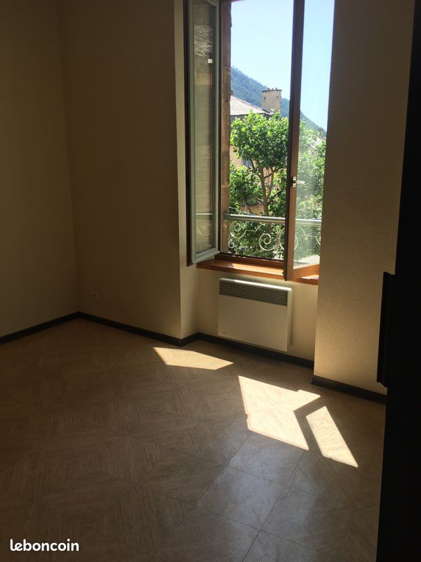 Appartement 3 pièces 54 m² · à Mende · 53,9 m² · 530 €/mois