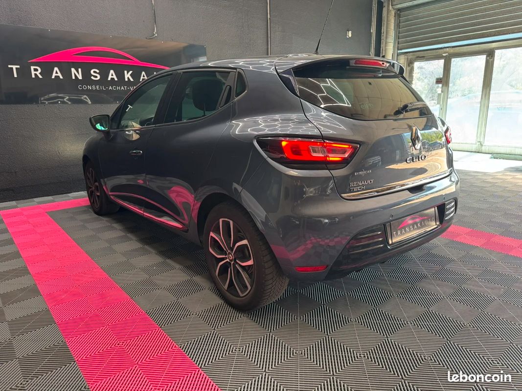 Renault clio iv 0.9 tce 90 intens (image 9)