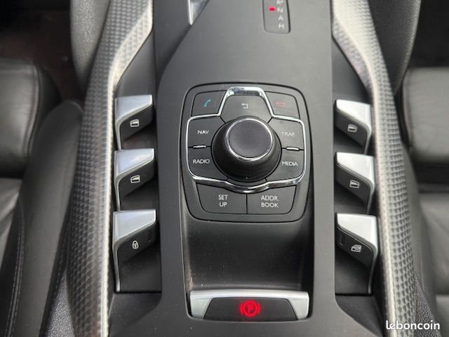 Citroën DS5 Hybrid4 So Chic BMP6 ENTRETIEN COMPLET (BATTERIE HYBRIDATION ET AIRBAG REMPLACÉS) (image 19)