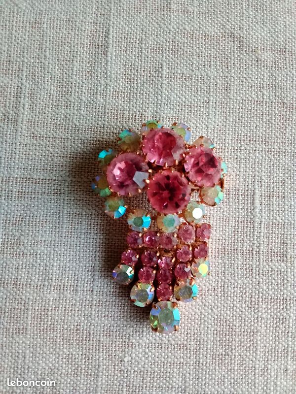 Broche Vintage Rose Rouge Et Dorée - Très Jolie Petite Broche De 3,9 Cm - Origine France