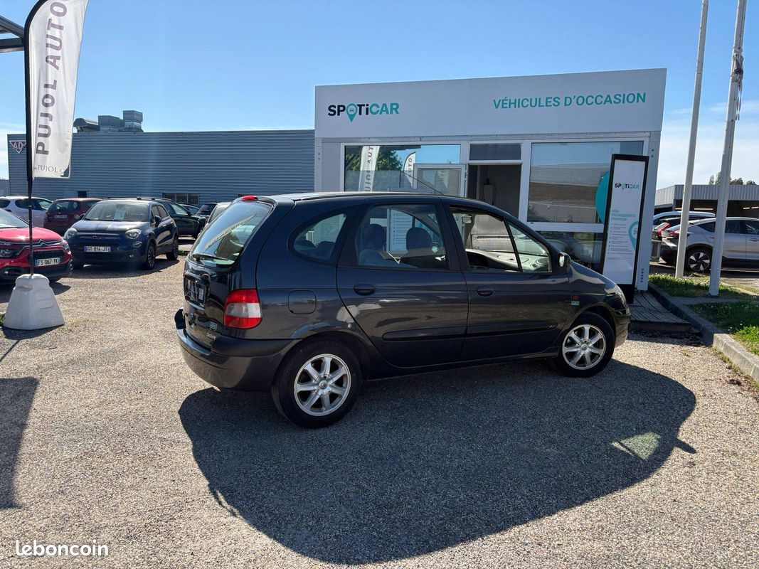RENAULT Scenic 1.9 dCi 120 Pack Expression (image 5)