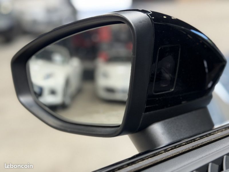 Audi RS3 SPORTBACK 2.5 TFSI 400CH QUATTRO S TRONIC 7 (image 25)