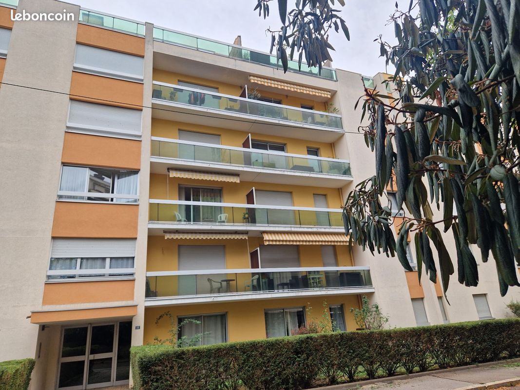 Appartement 2 pièces 54 m² · à Dijon · 54 m² · 145 000 €