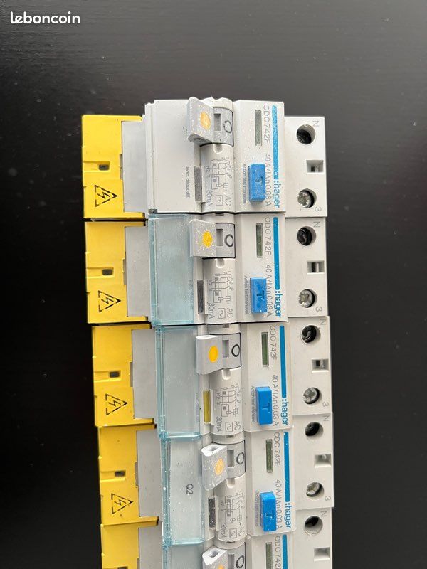 Inter différentiel Hager 40A type AC (image 1)
