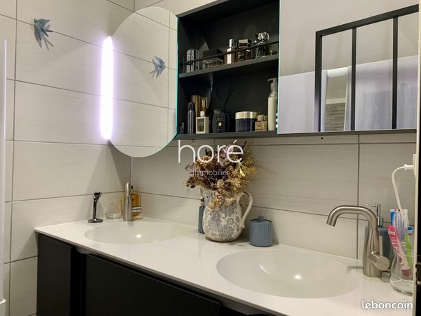 https://img.leboncoin.fr/api/v1/lbcpb1/images/0d/05/ac/0d05ac6dfc8c9fe770913502707e77b50267c17f.jpg?rule=ad-image