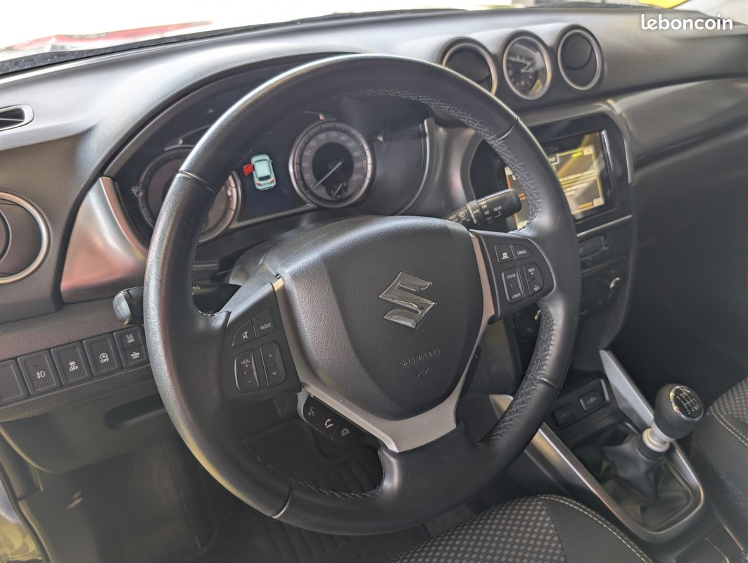 Suzuki VITARA 1.4 BOOSTERJET HYBRID 129CH GRAND LARGE (image 13)