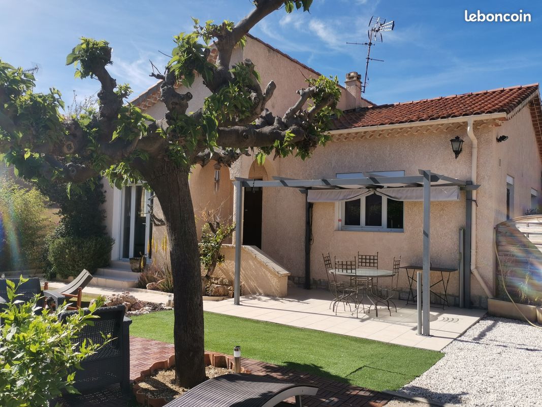 Maison 4 pièces 95 m² · à La Londe-les-Maures · 95 m² · 739 000 €