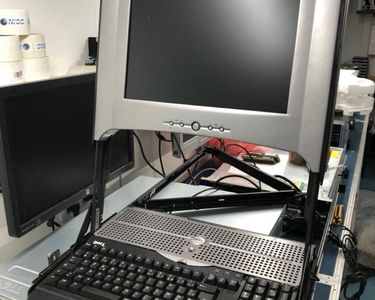 MONITEUR KVM RACKABLE (VGA) 17 POUCES 4:3