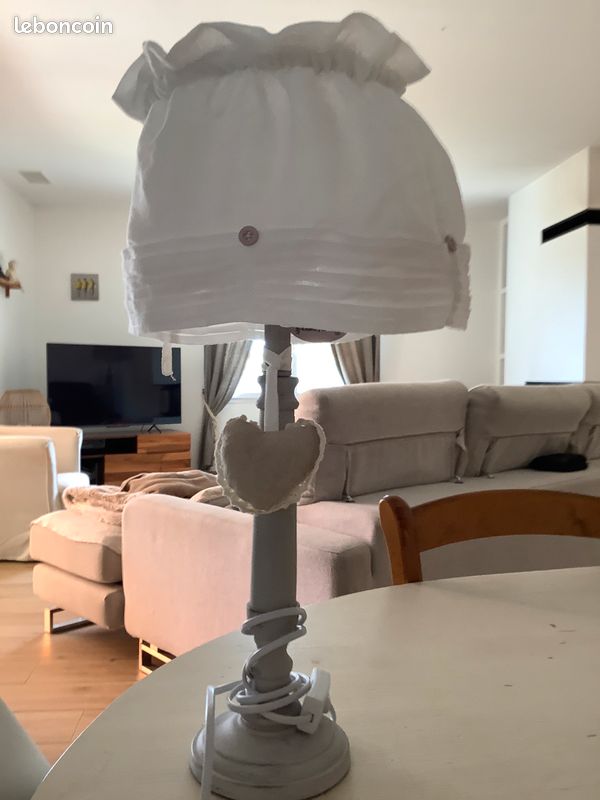 Lampe chevet (image 1)