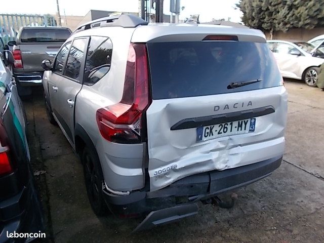 Jogger 1.0 ess tce 100 cv accidentée (image 4)