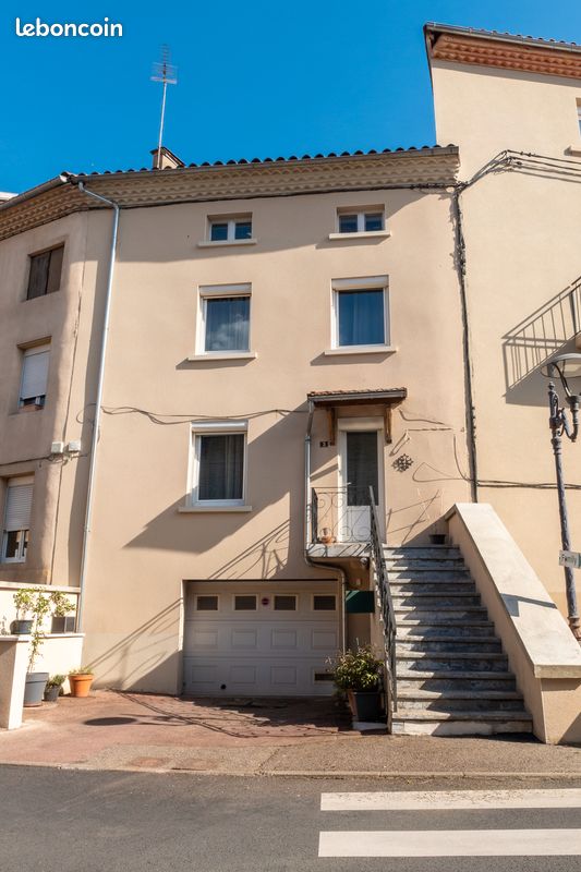 Maison 8 pièces 140 m² · à Saint-Paul-en-Jarez · 140 m² · 245 000 €