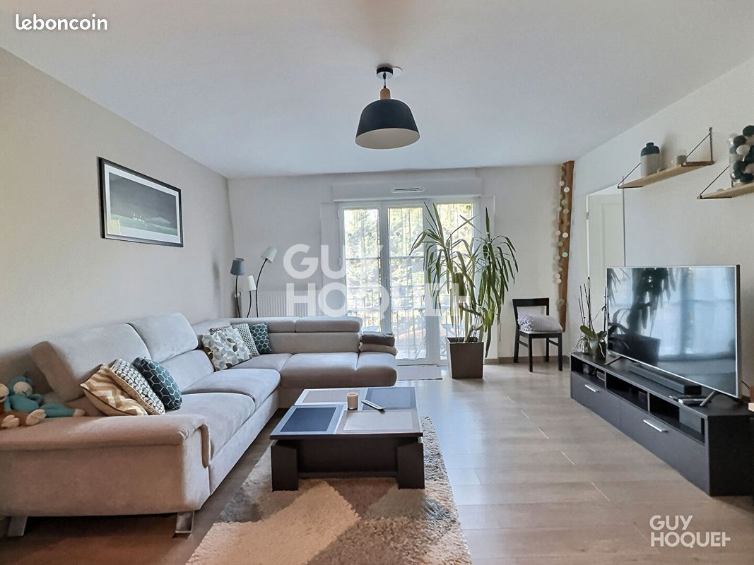 Appartement 3 pièces 66 m² · à Chantilly · 66 m² · 1 585 €/mois