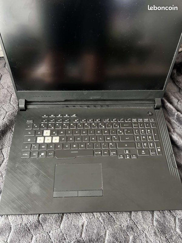 Asus Rog Strix3 G731 GV-H7168 (image 1)