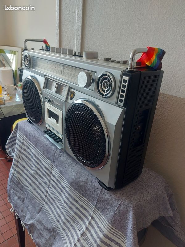 BOOMBOX GHETTOBLASTER . Crown CSC . 970 L EUR 180,00 - FR