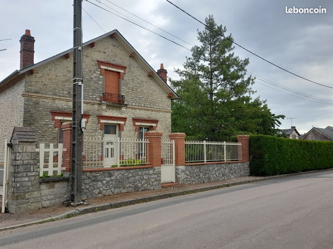 Maison 6 pièces 145 m² · à Greneville-en-Beauce · 145 m² · 200 000 €