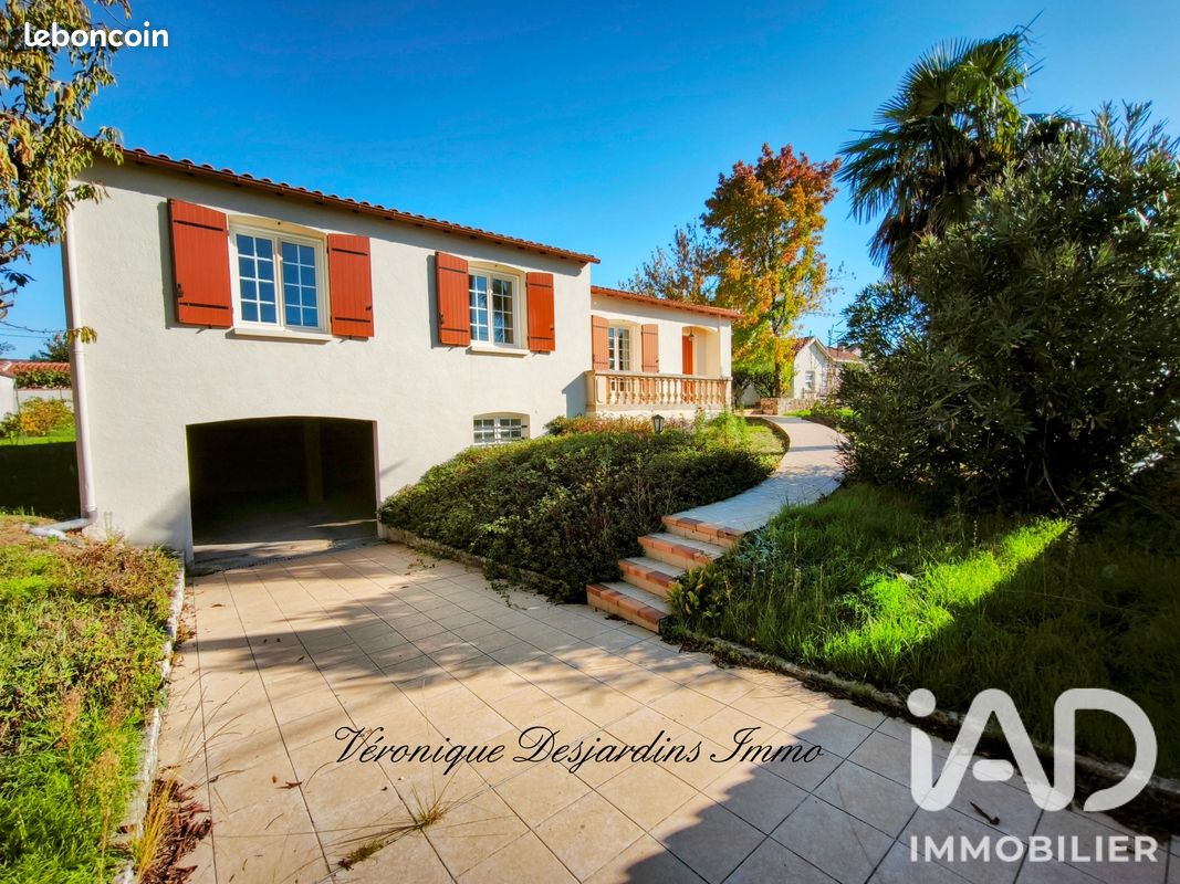 Maison 4 pièces 110 m² · à Saintes · 110 m² · 269 000 €