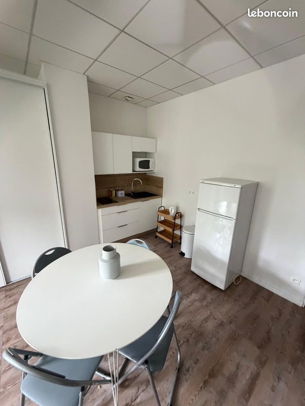 Appartement 1 pièce 37 m² · à Saint-Étienne · 37 m² · 420 €