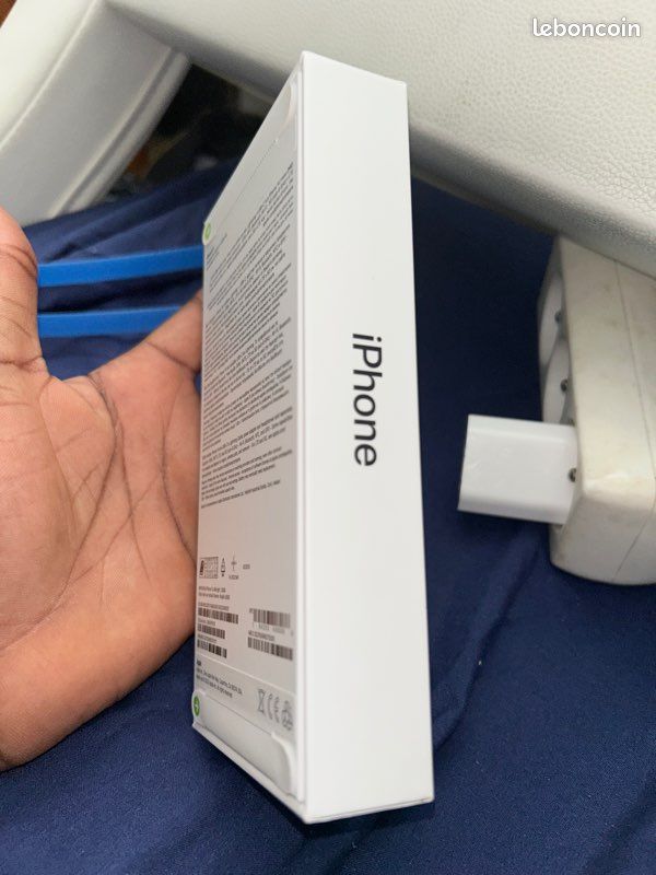 IPhone 14 (dans sa boîte d’origine) (image 4)