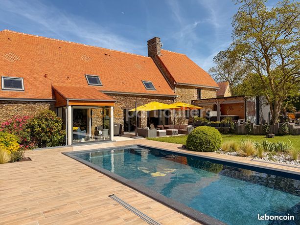 Propriété 7 pièces 235 m²